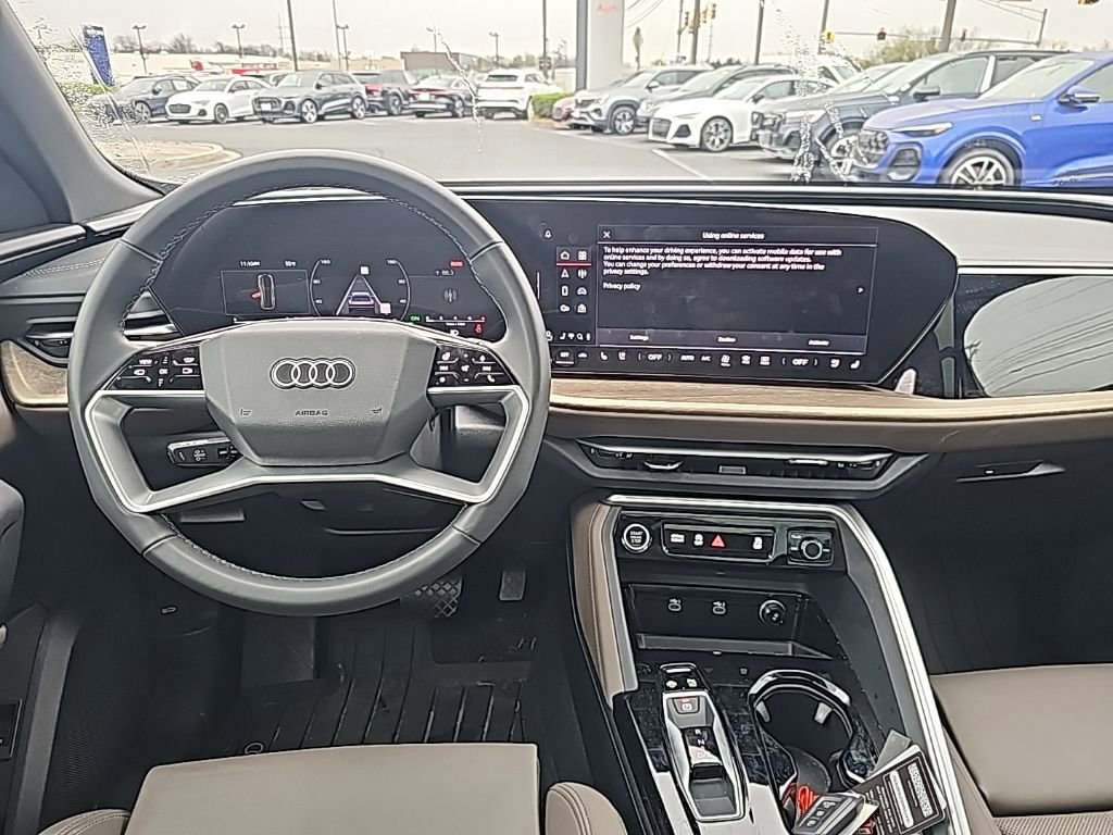 Certified 2025 Audi Q5 Premium Plus w/ Premium Plus image 2