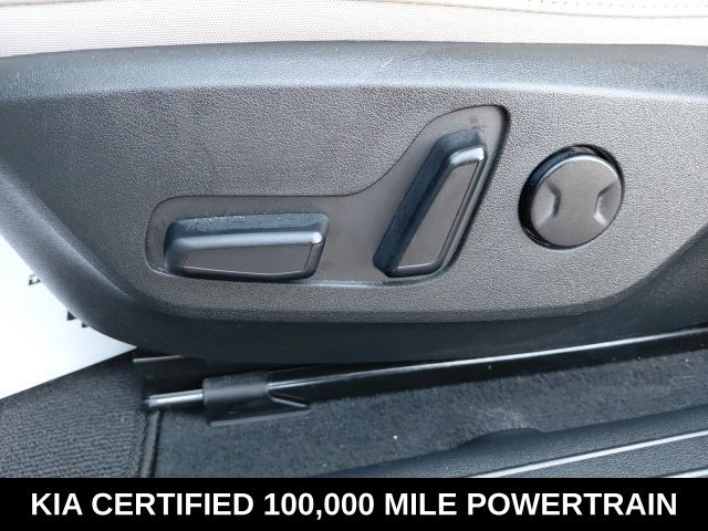 Certified 2025 Kia EV6 Wind RWD image 24