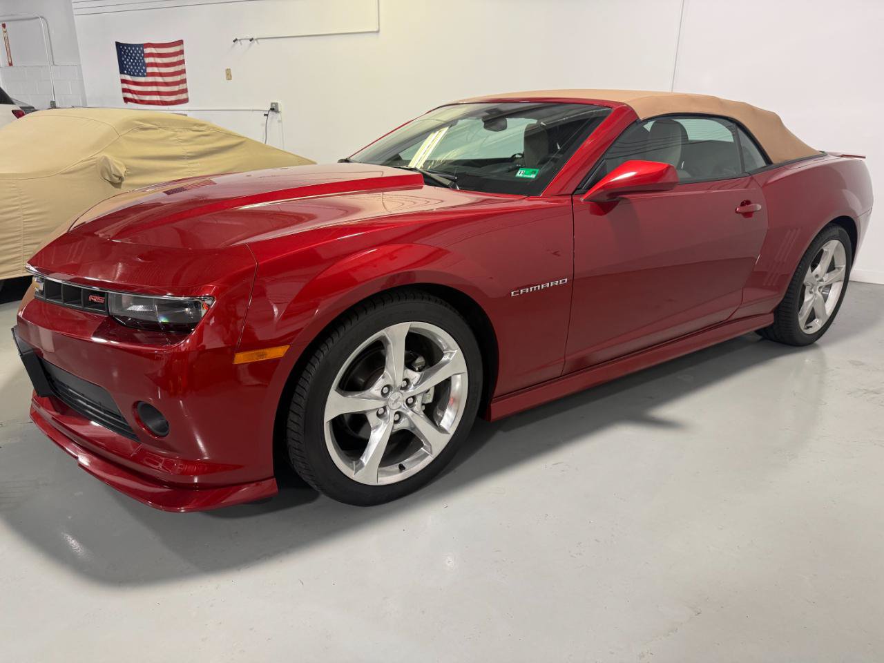 Used 2015 Chevrolet Camaro LT RWD image 4
