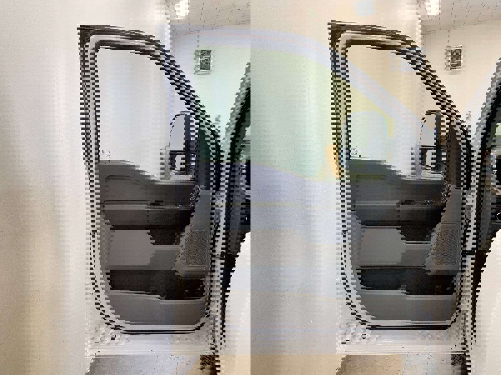 New 2026 Ford F250 XL w/ XL Chrome Package image 9