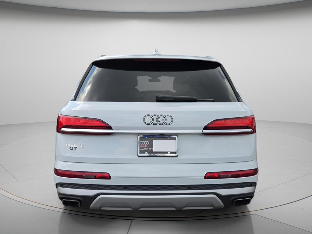 Certified 2025 Audi Q7 3.0T Premium w/ Convenience Package AWD/4WD image 5