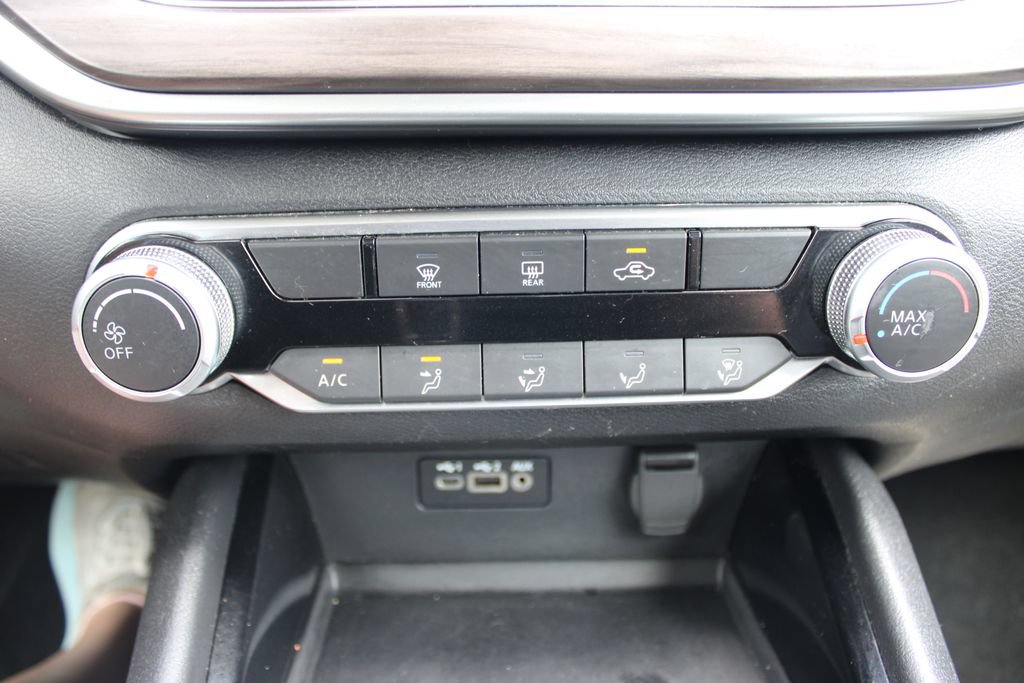 Used 2024 Nissan Altima 2.5 SV FWD image 47