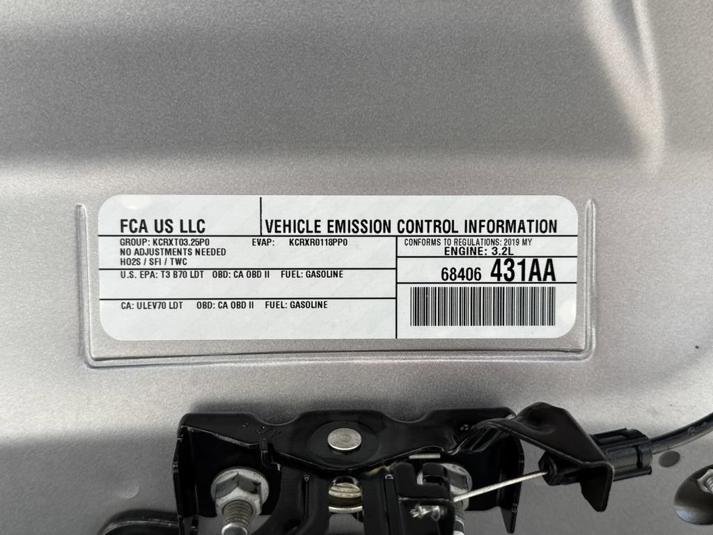 Used 2019 Jeep Cherokee Limited FWD image 10