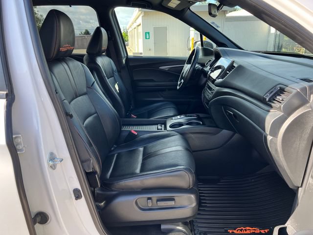 Used 2023 Honda Passport TrailSport image 10