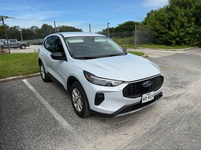 Used 2025 Ford Escape Active FWD image 2