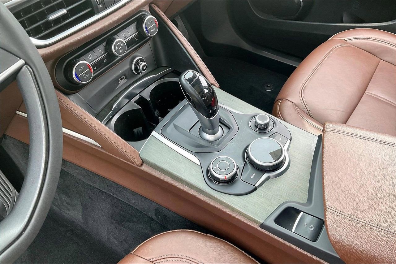 Used 2019 Alfa Romeo Stelvio Ti image 33