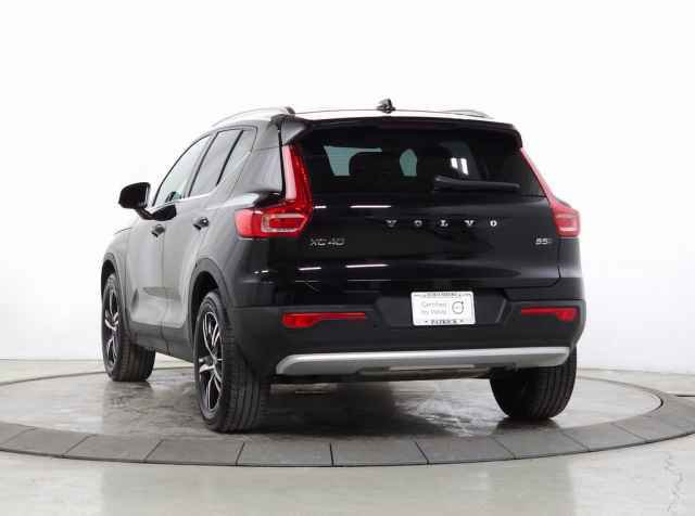 Certified 2025 Volvo XC40 B5 Core image 6