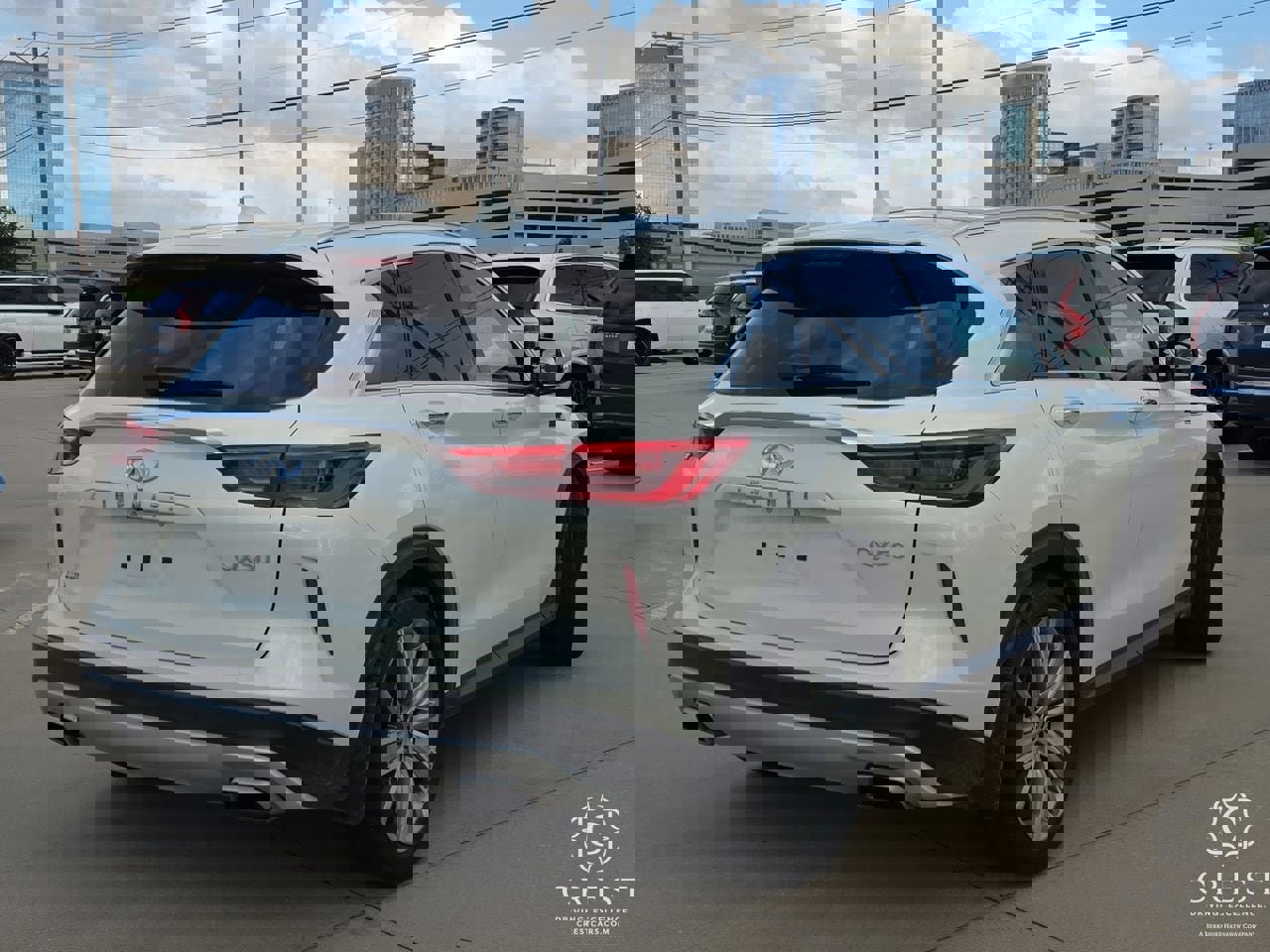 Used 2021 INFINITI QX50 Sensory w/ Cargo Package AWD/4WD image 5