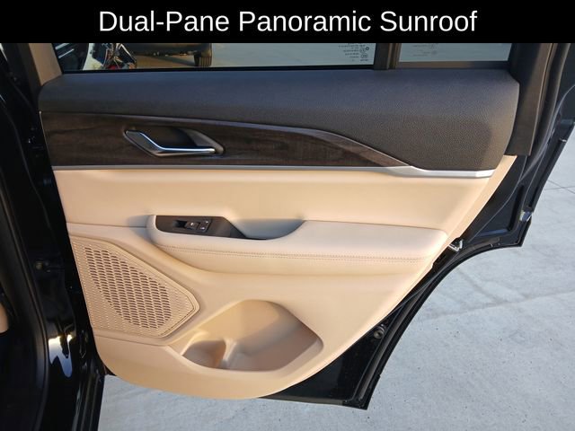 New 2025 Jeep Grand Cherokee Limited image 18