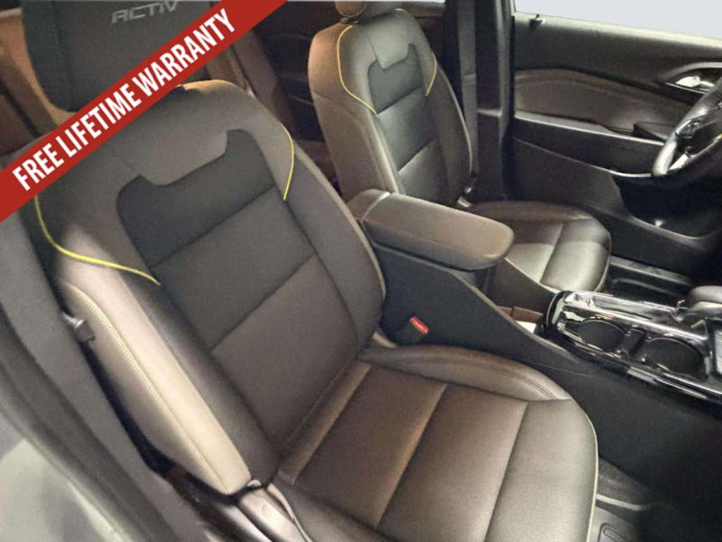 Used 2025 Chevrolet Trax ACTIV w/ Sunroof Package FWD image 22
