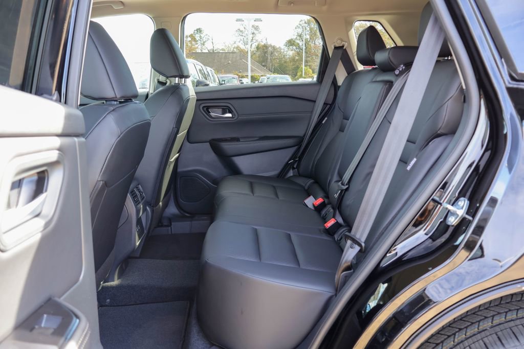 New 2026 Nissan Rogue SV image 8
