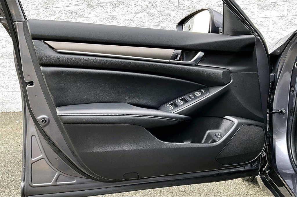 Used 2021 Honda Accord LX image 25