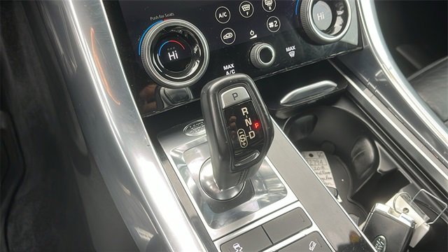 Used 2018 Land Rover Range Rover Sport HSE image 17