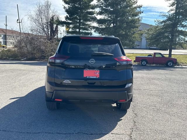New 2026 Nissan Rogue Dark Armor image 5