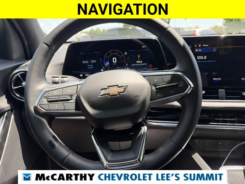 Used 2025 Chevrolet Equinox LT FWD image 16