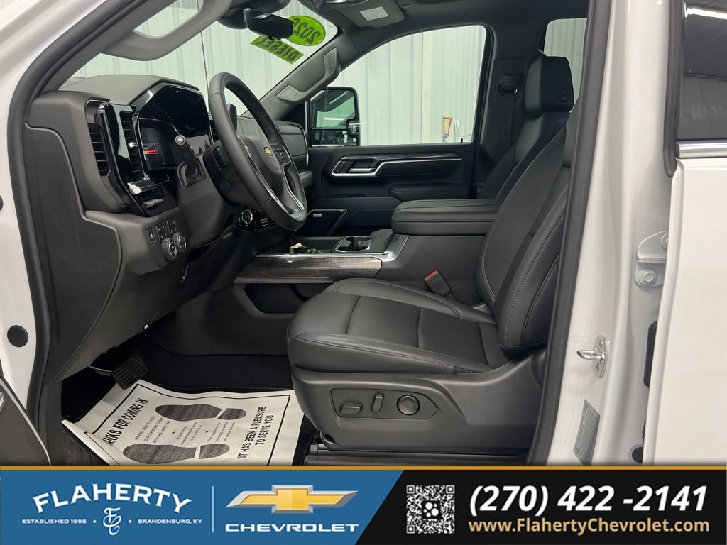 Used 2026 Chevrolet Silverado 2500 LTZ w/ Z71 Chrome Sport Edition AWD/4WD image 9