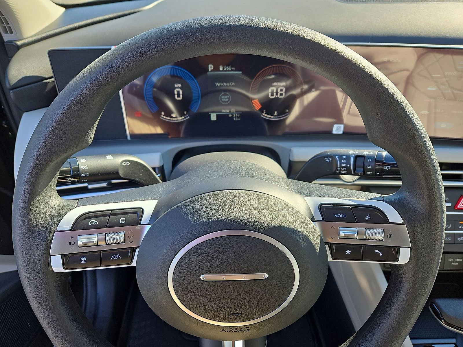 Used 2025 Hyundai Tucson SE image 22