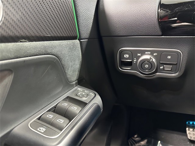 Used 2025 Mercedes-Benz GLA 35 AMG 4MATIC image 16