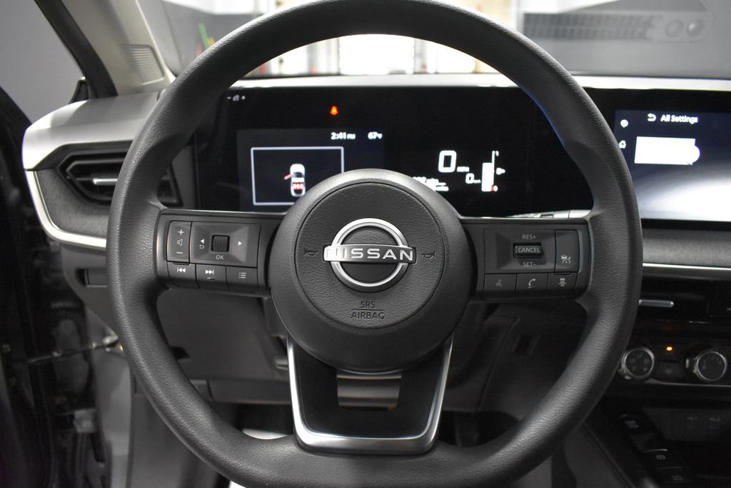 Certified 2025 Nissan Kicks SV AWD/4WD image 23