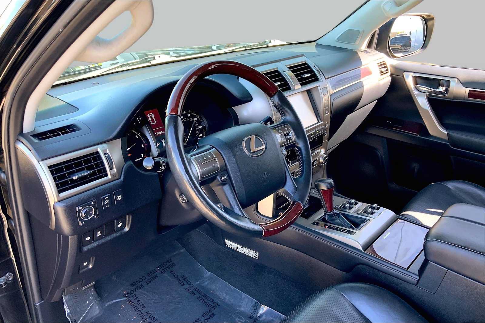 Used 2014 Lexus GX 460 Luxury AWD/4WD image 18