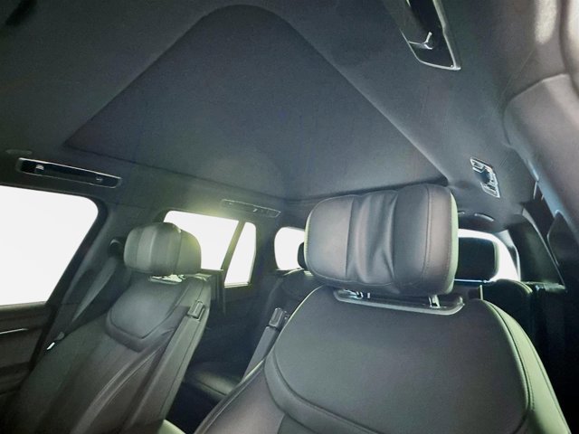 Certified 2025 Land Rover Range Rover Autobiography image 14