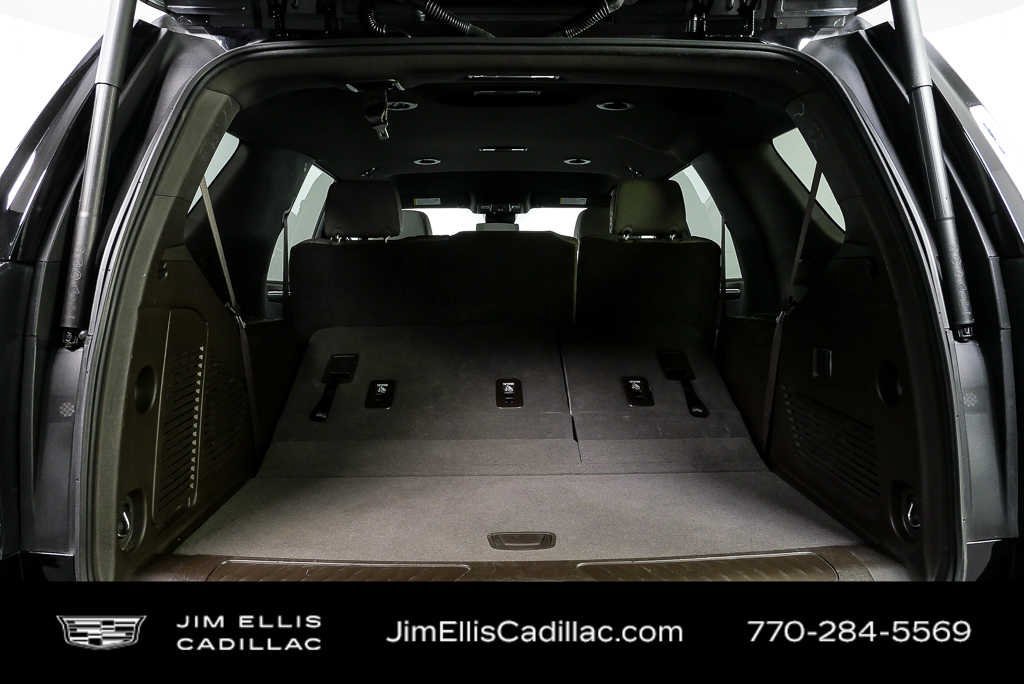 Used 2025 Chevrolet Tahoe LT RWD image 31