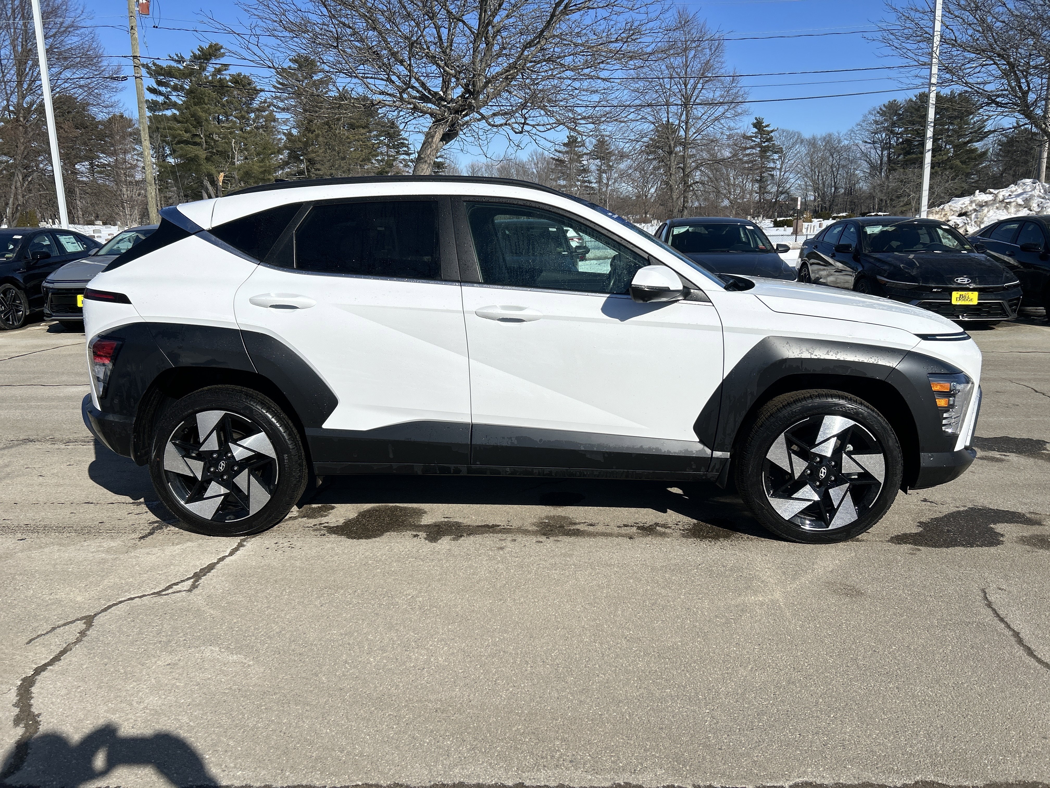 Certified 2025 Hyundai Kona Limited image 4