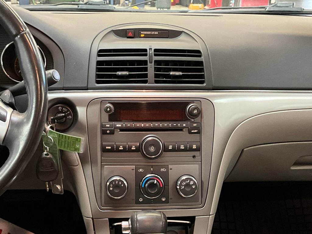 Used 2009 Saturn Aura XE w/ Convenience Package image 8