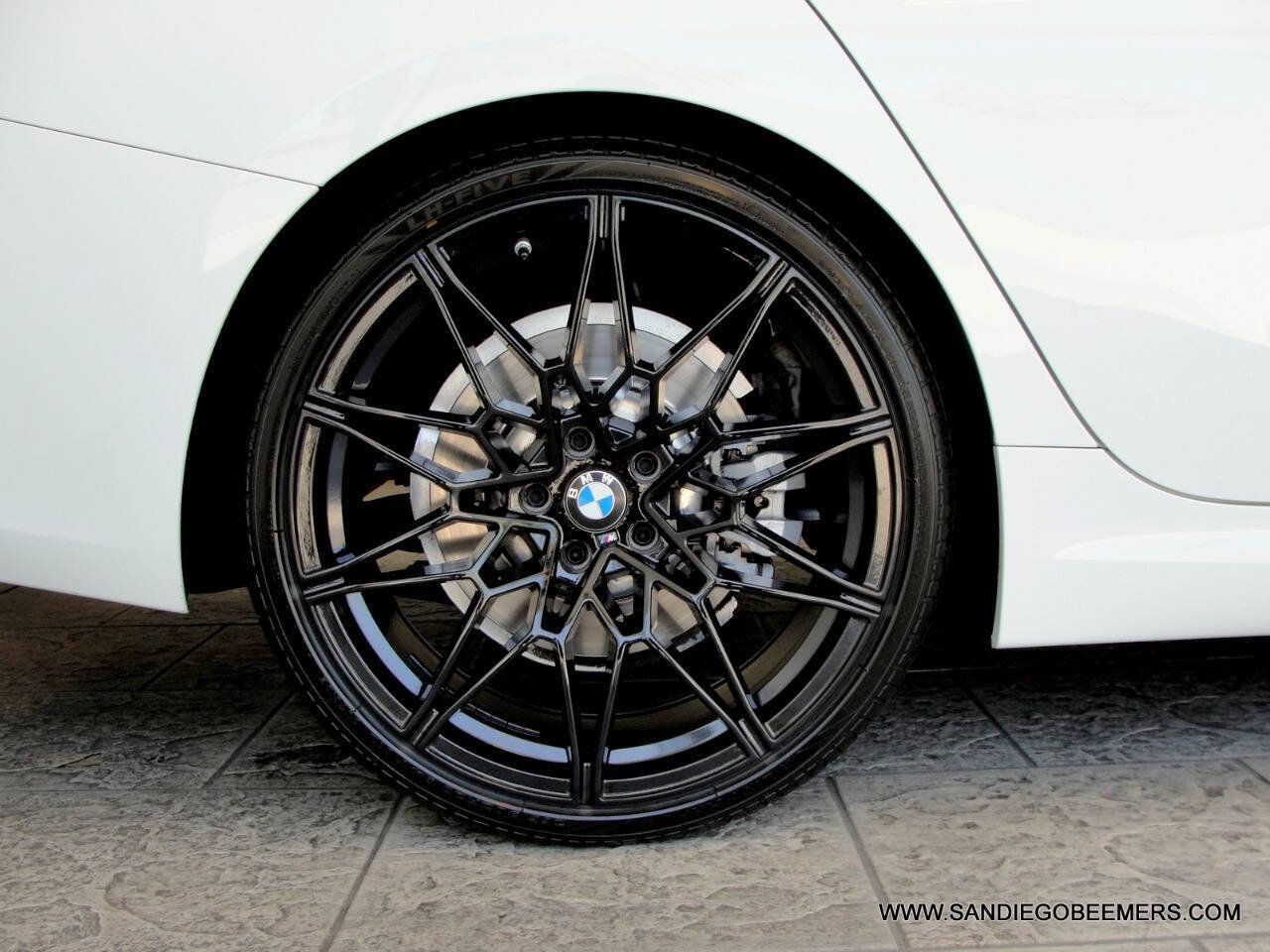 Used 2023 BMW 330i Sedan w/ M Sport Package RWD image 13