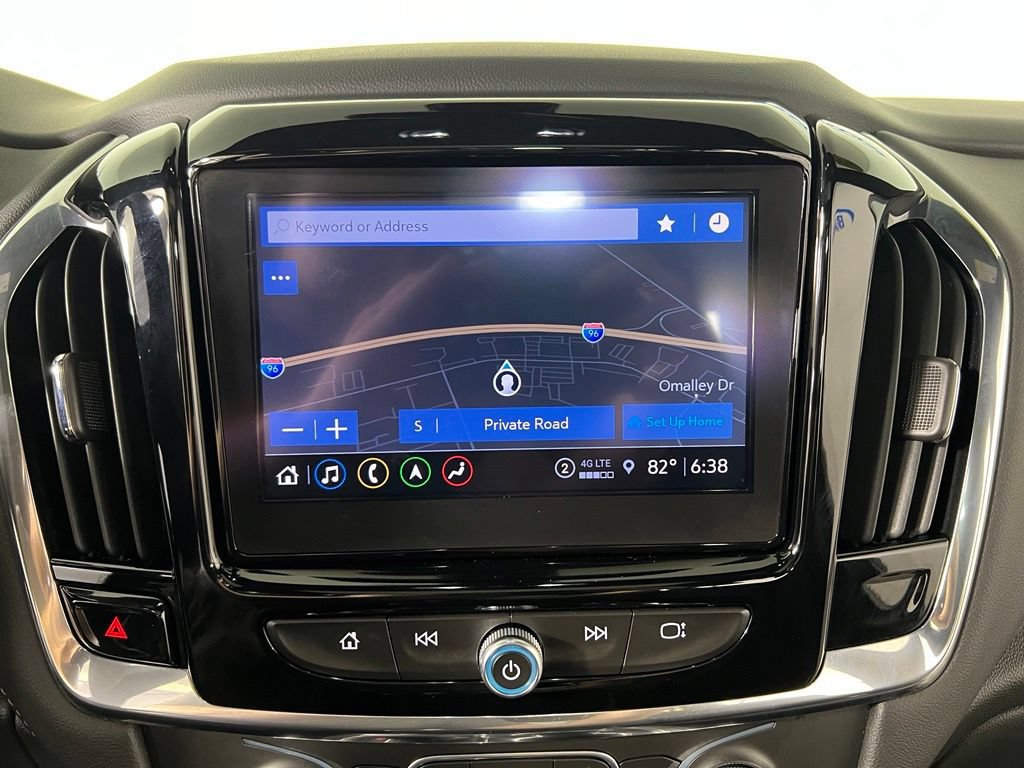 Certified 2023 Chevrolet Traverse LT w/ LT Premium Package AWD/4WD image 13