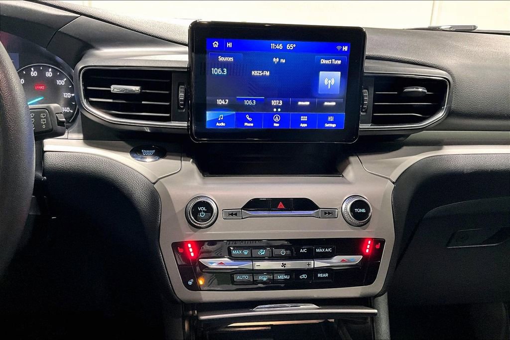 Used 2023 Ford Explorer XLT w/ Equipment Group 202A image 8
