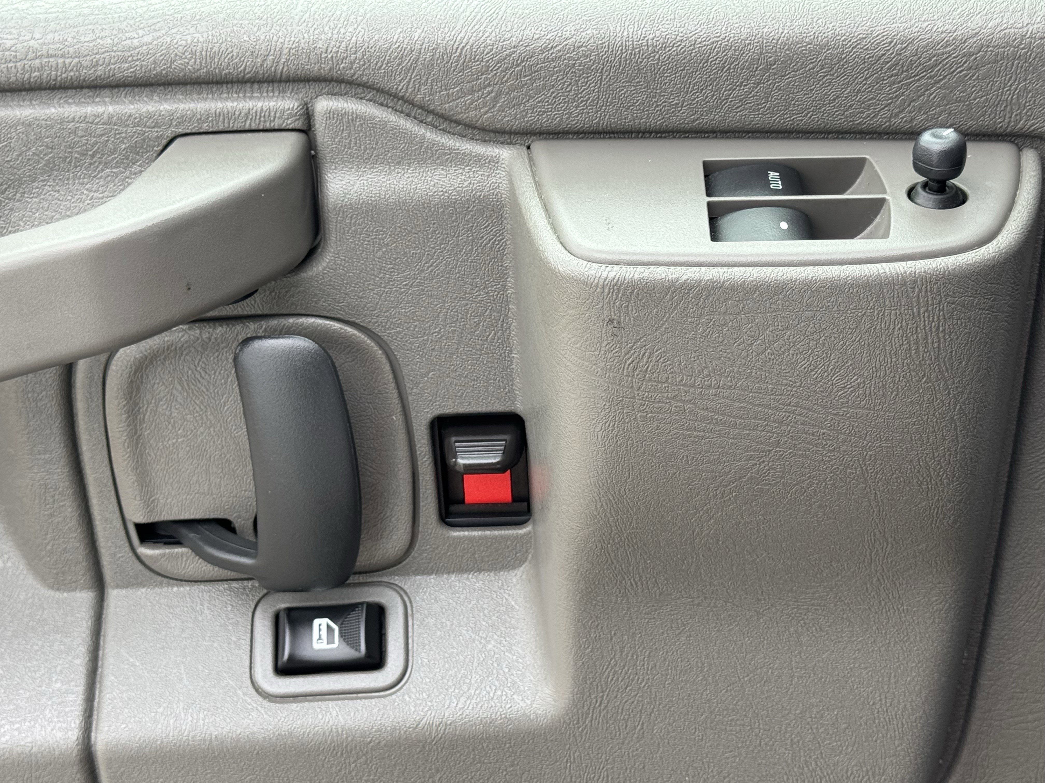 Used 2024 Chevrolet Express 2500 w/ Driver Convenience Package RWD image 25