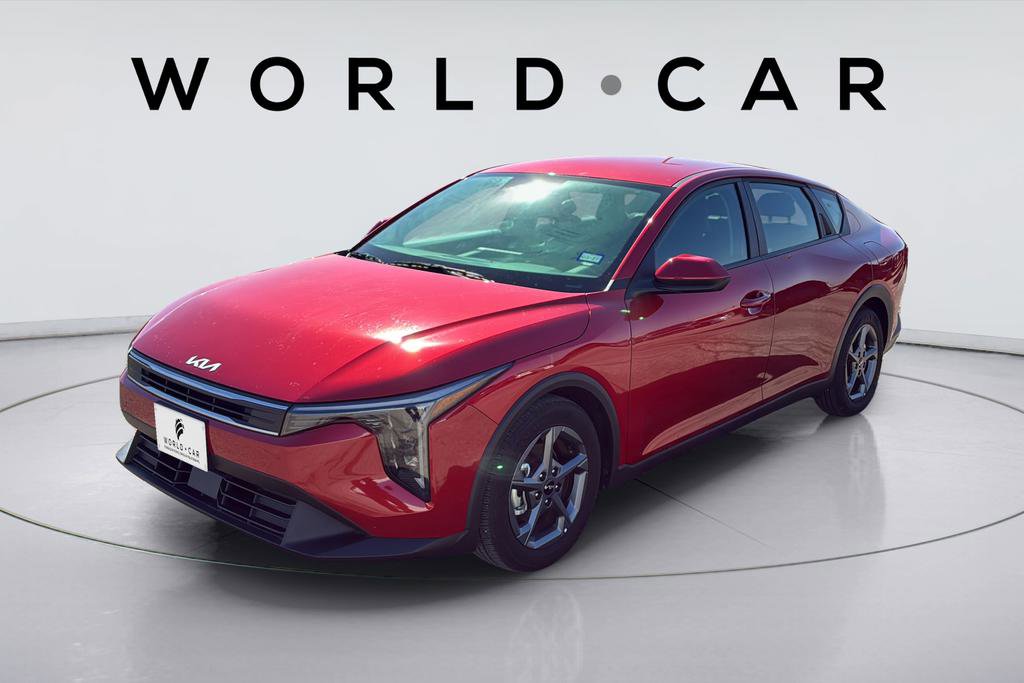 Certified 2025 Kia K4 image 10