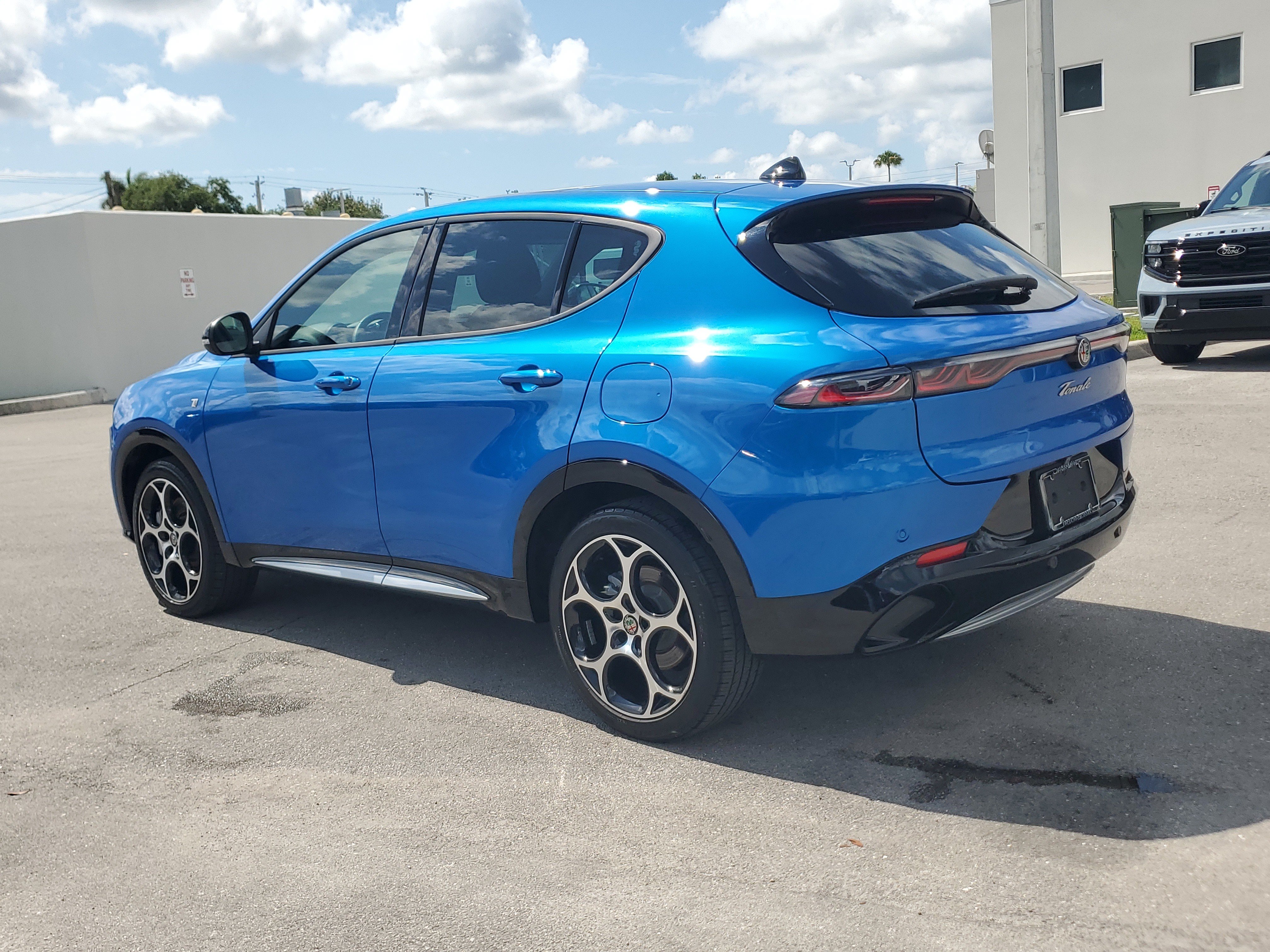 Used 2024 Alfa Romeo Tonale Ti AWD/4WD image 7
