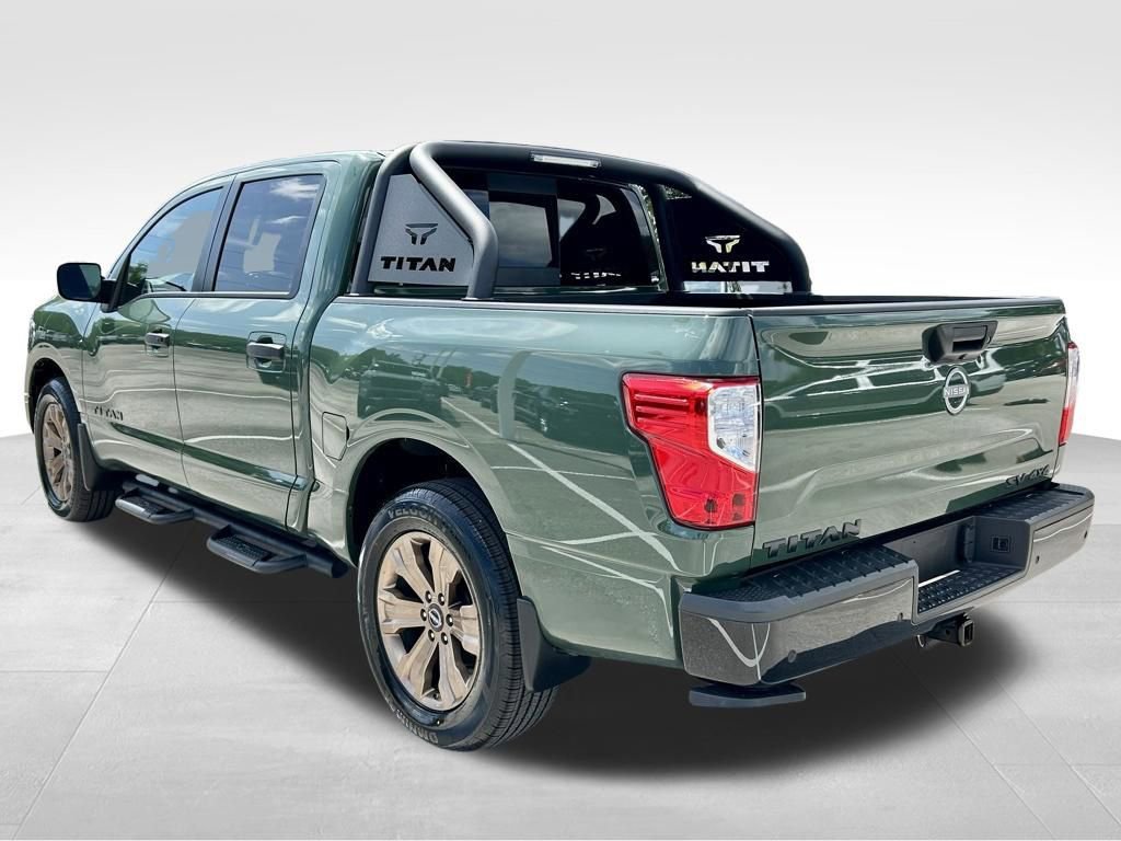 Certified 2024 Nissan Titan SV w/ SV Bronze Edition Package image 9