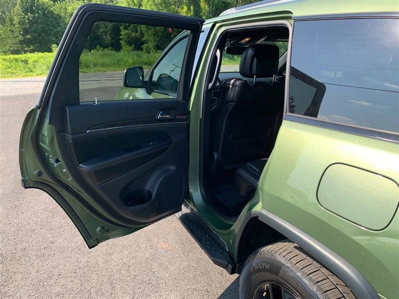 Used 2019 Jeep Grand Cherokee Trailhawk w/ Trailhawk Luxury Group image 40