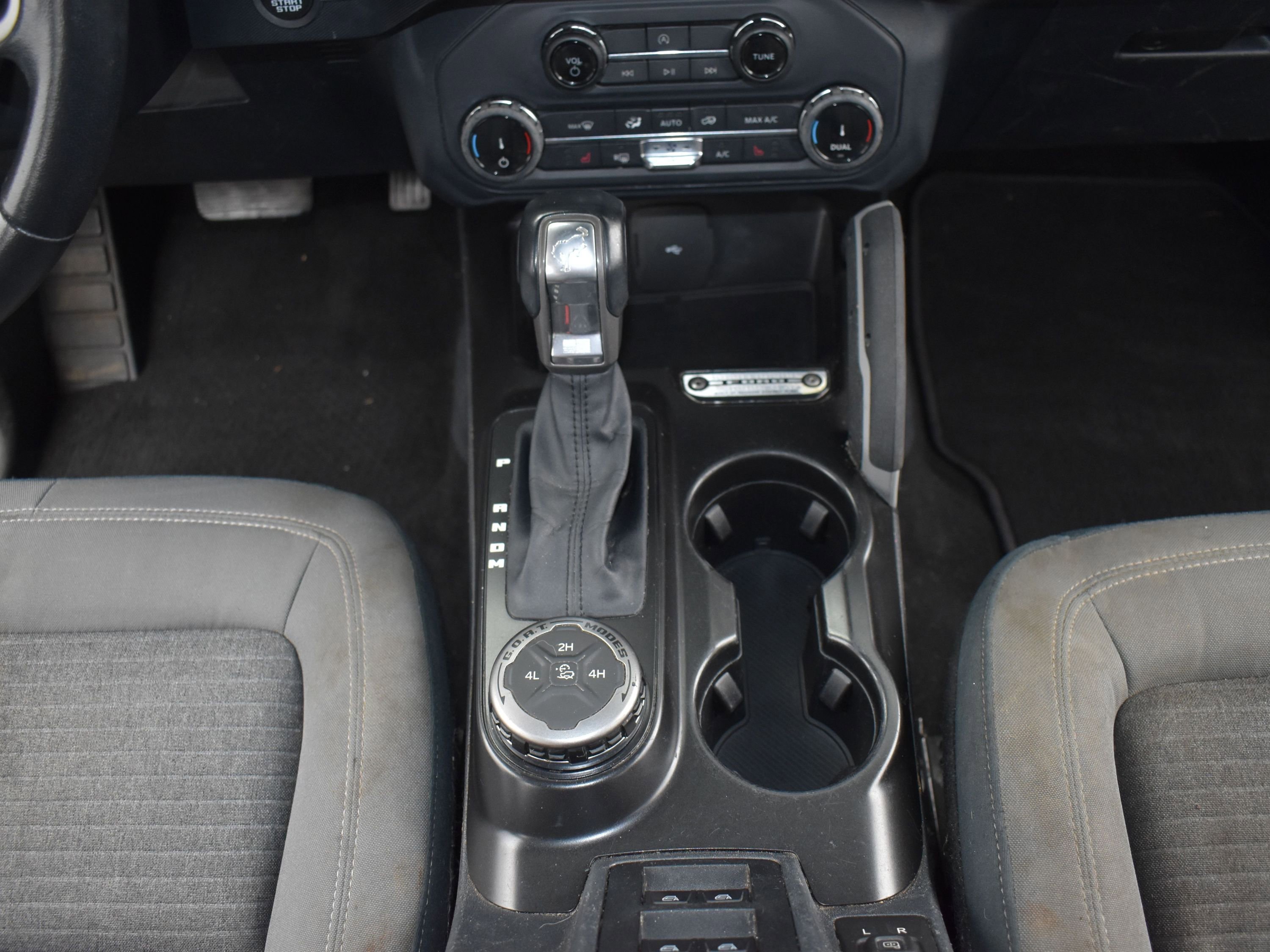 Used 2022 Ford Bronco Outer Banks image 18