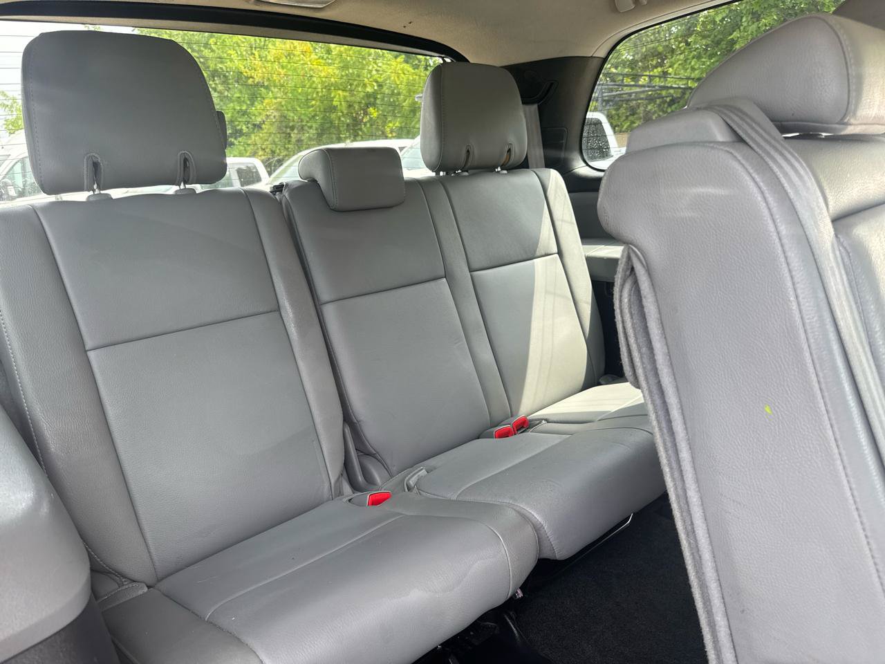 Used 2015 Toyota Sequoia SR5 w/ Premium Package AWD/4WD image 29