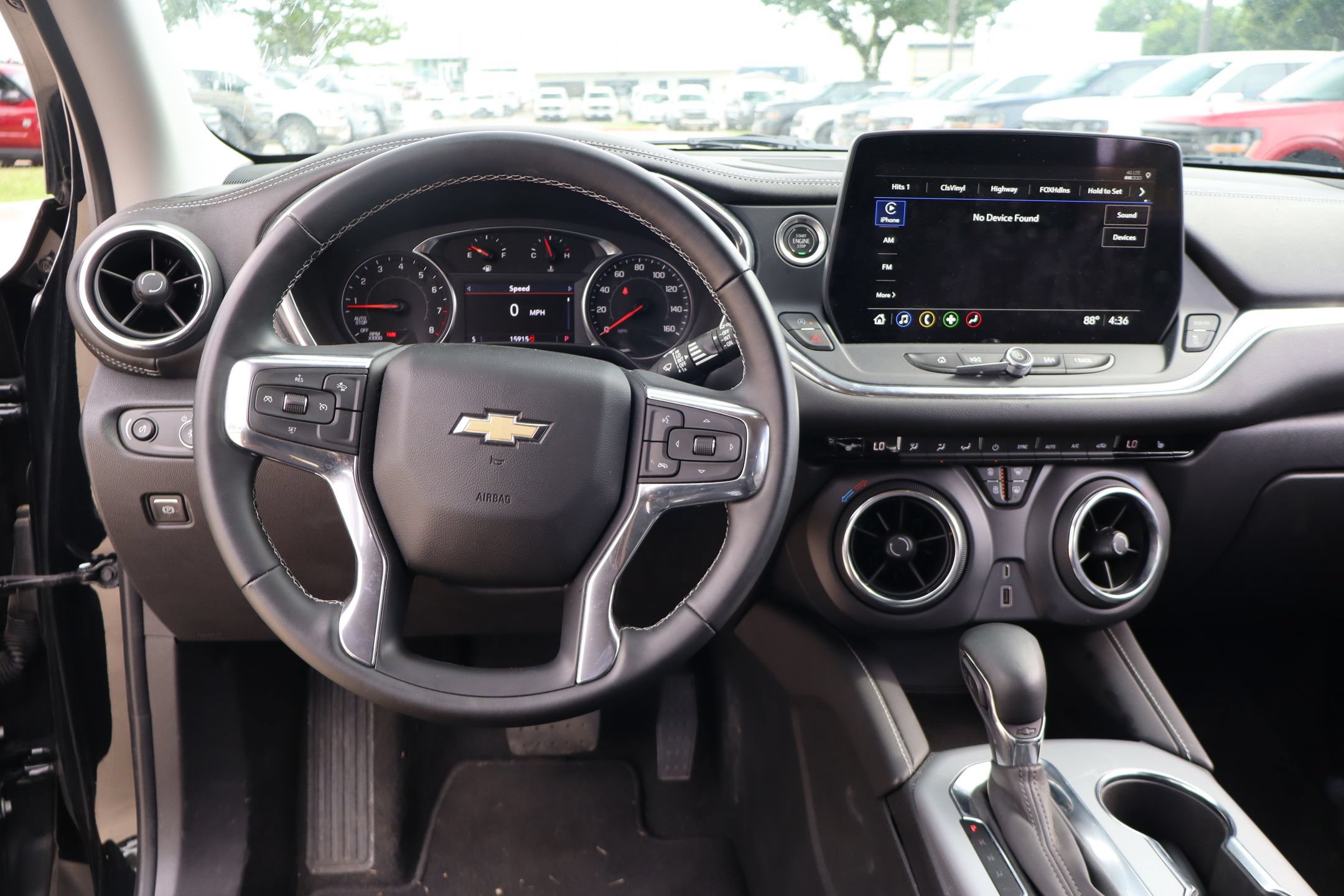 Used 2023 Chevrolet Blazer LT FWD image 18
