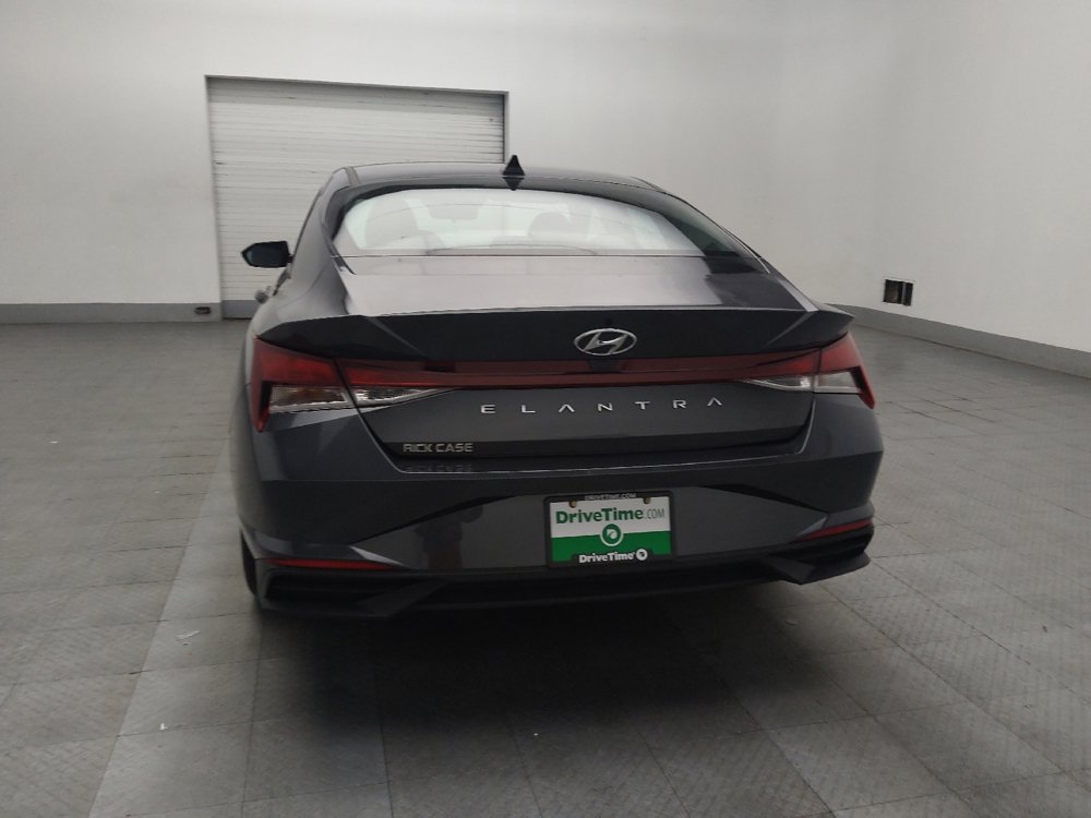 Used 2021 Hyundai Elantra SEL w/ Convenience Package FWD image 6