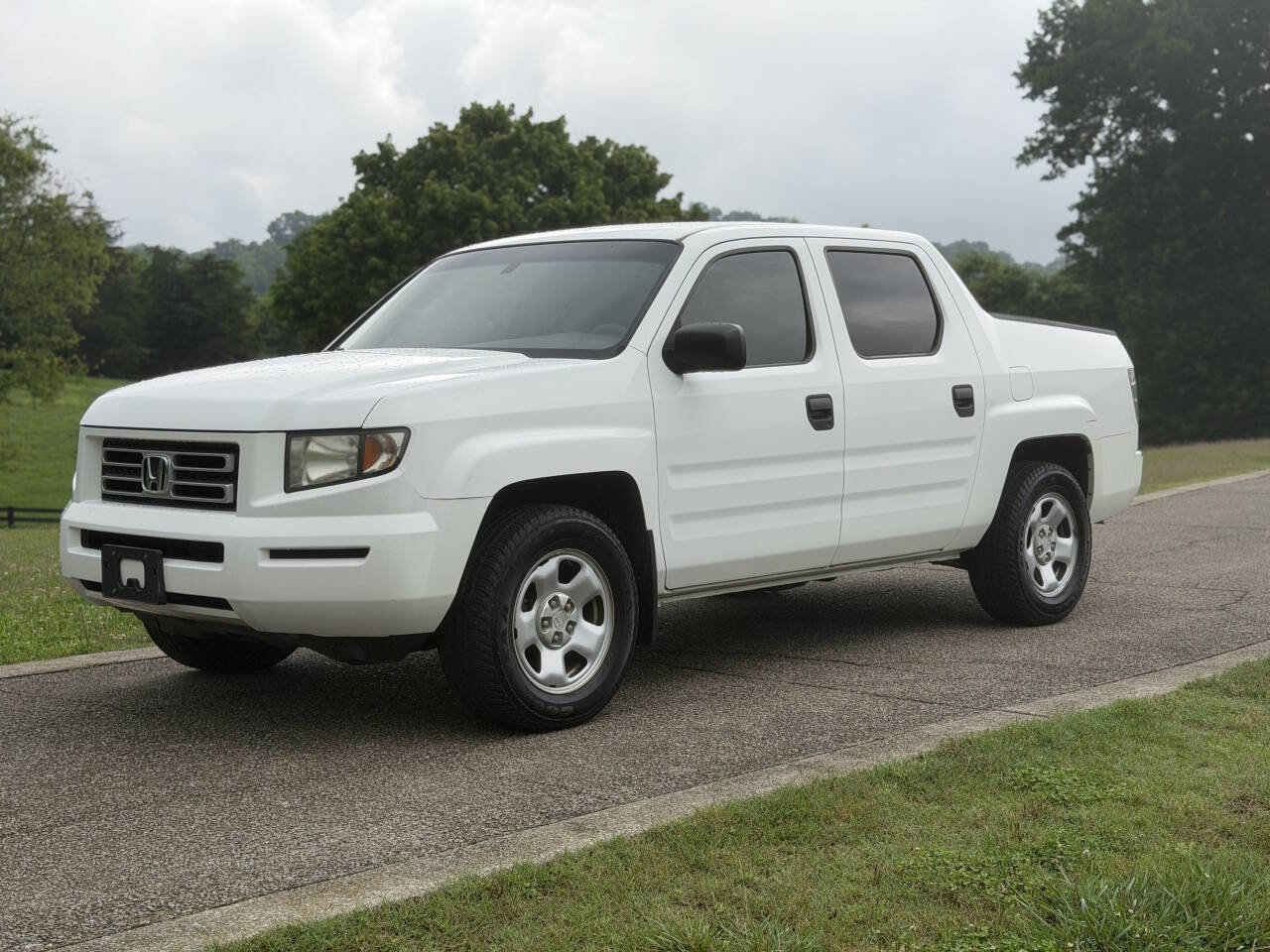 Used 2007 Honda Ridgeline RT image 1