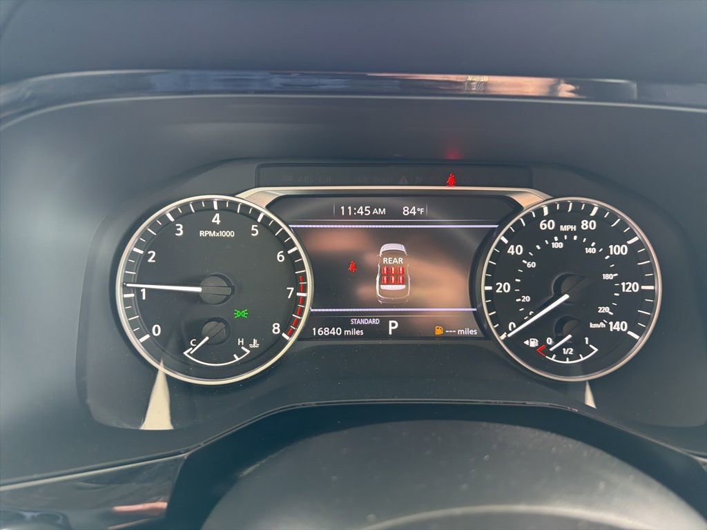 Used 2024 Nissan Pathfinder SV FWD image 7