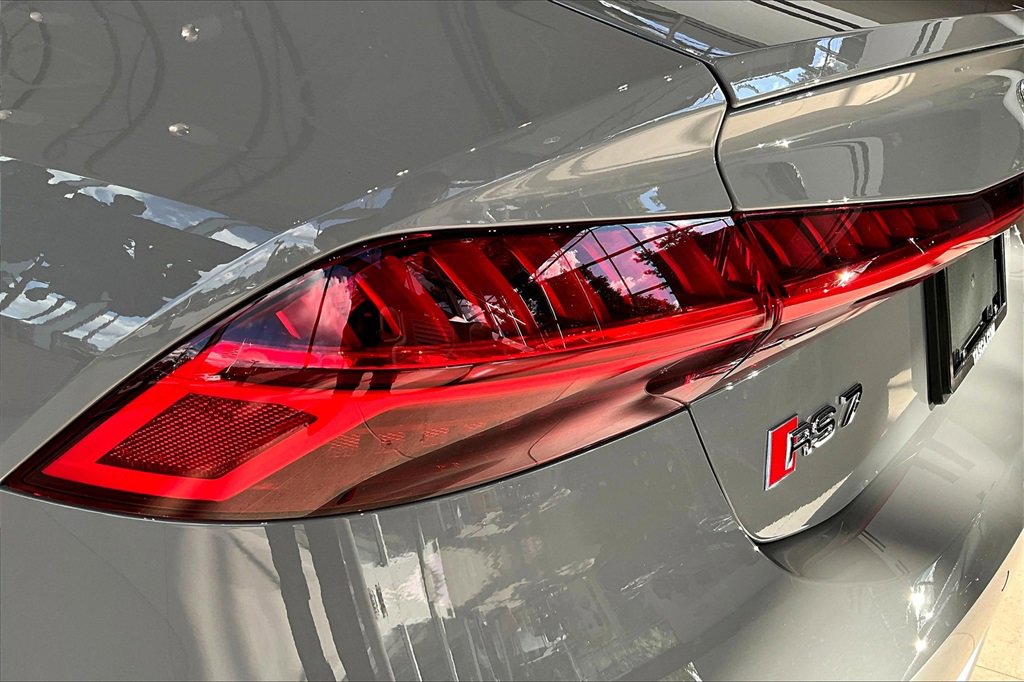 New 2026 Audi RS 7 Performance image 9