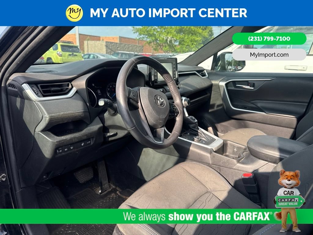Used 2022 Toyota RAV4 SE w/ Convenience Package AWD/4WD image 8