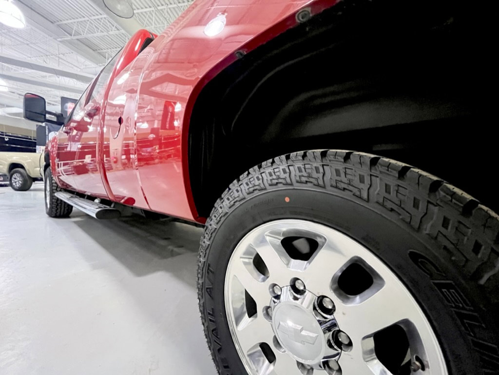 Used 2013 Chevrolet Silverado 3500 LTZ w/ LTZ Plus Package image 2