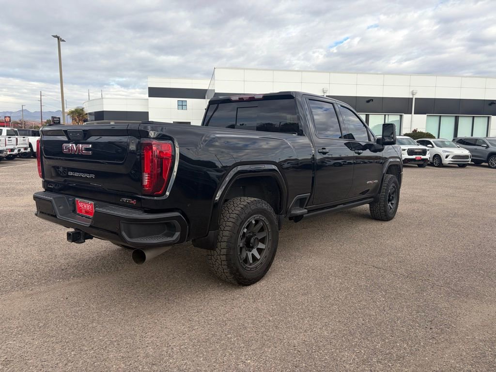 Used 2022 GMC Sierra 2500 AT4 w/ AT4 Premium Plus Package image 5
