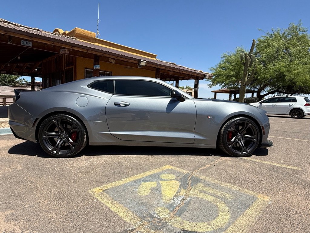 Used 2022 Chevrolet Camaro SS RWD image 9
