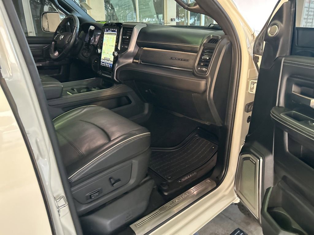 Used 2020 RAM 3500 Limited image 28