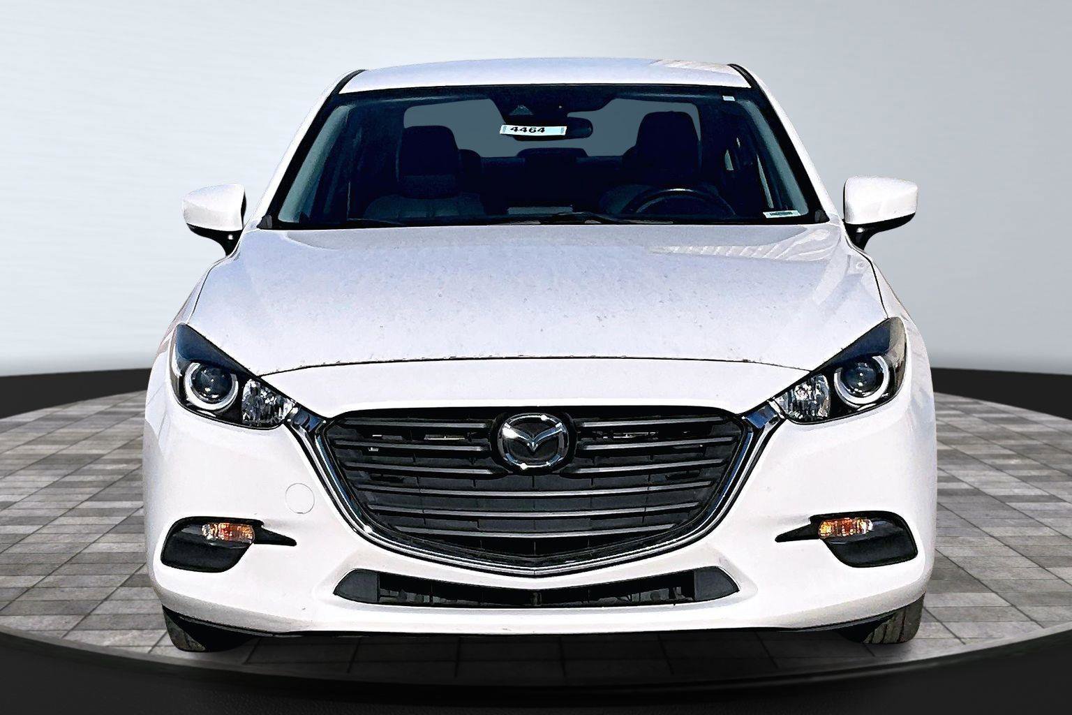 Used 2018 MAZDA MAZDA3 Touring image 3