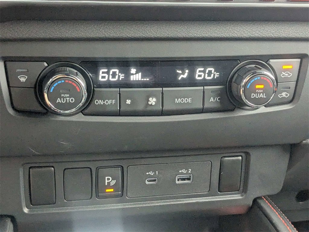 Used 2025 Nissan Frontier PRO-4X w/ Interior Protection Package image 23